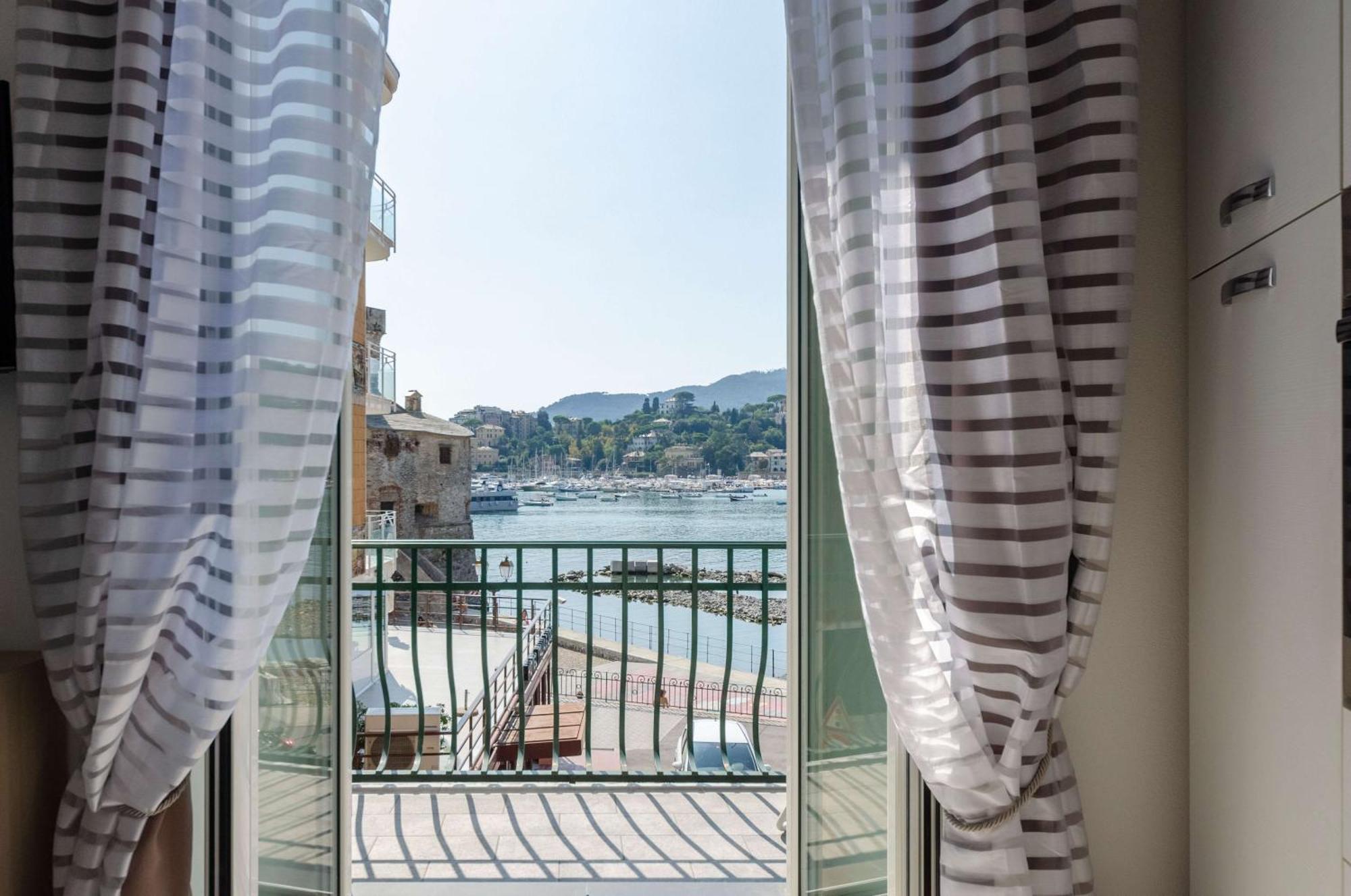 Alla Casa Rosa Al Mare- Centrale A Di Fronte Al Mare- Emozionante- Garage Privato Gratuito A 800 Mt- Aria Condizionata-Wifi 拉帕洛 外观 照片