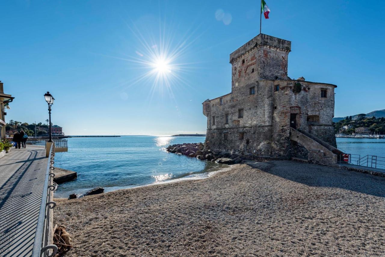 Alla Casa Rosa Al Mare- Centrale A Di Fronte Al Mare- Emozionante- Garage Privato Gratuito A 800 Mt- Aria Condizionata-Wifi 拉帕洛 外观 照片
