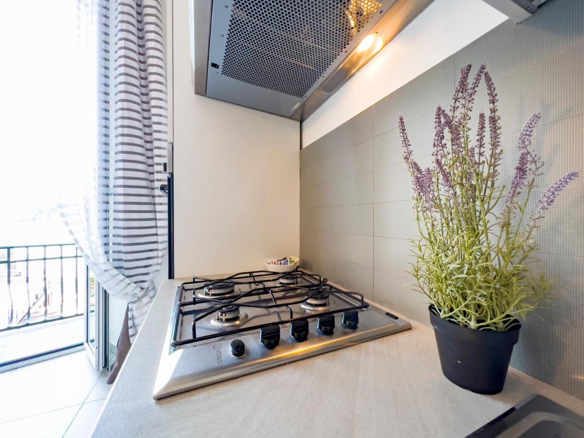 Alla Casa Rosa Al Mare- Centrale A Di Fronte Al Mare- Emozionante- Garage Privato Gratuito A 800 Mt- Aria Condizionata-Wifi 拉帕洛 外观 照片