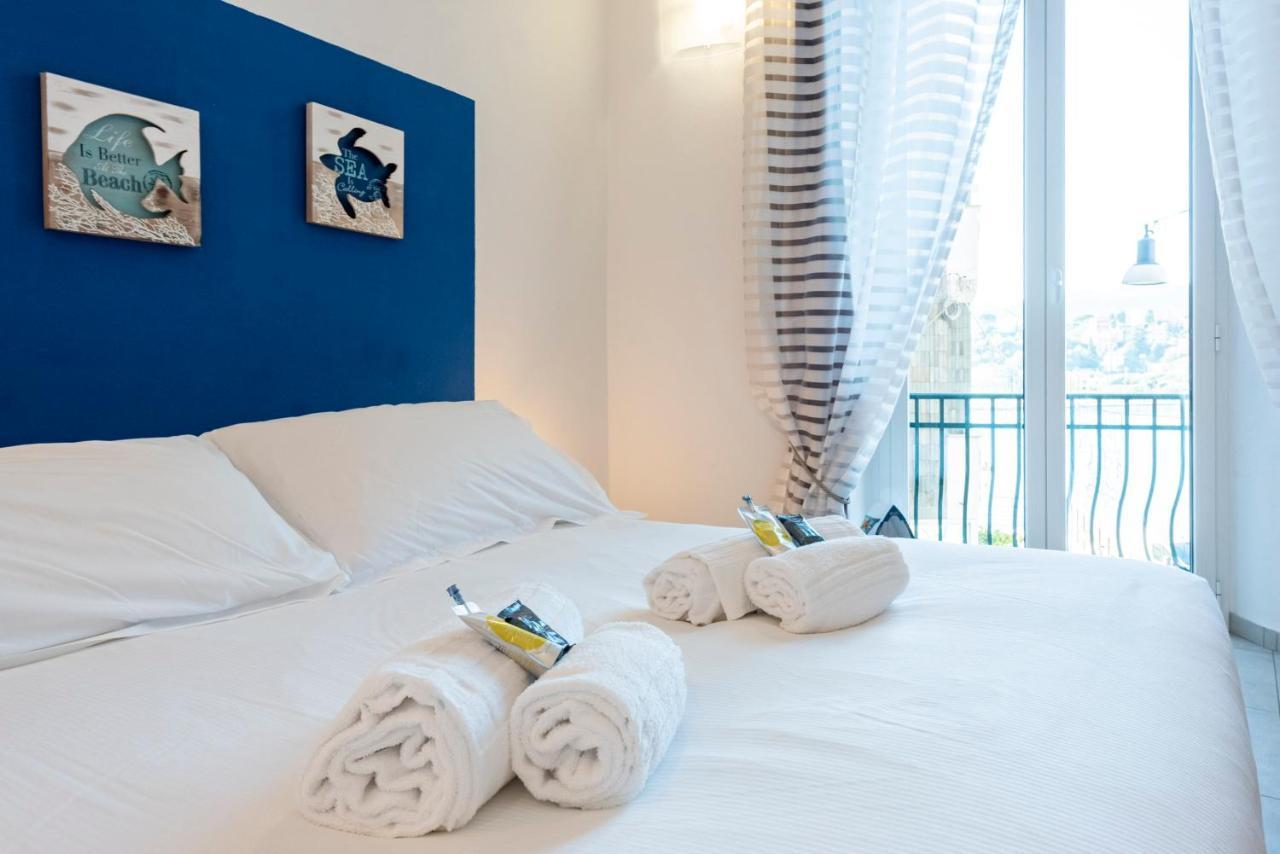 Alla Casa Rosa Al Mare- Centrale A Di Fronte Al Mare- Emozionante- Garage Privato Gratuito A 800 Mt- Aria Condizionata-Wifi 拉帕洛 外观 照片
