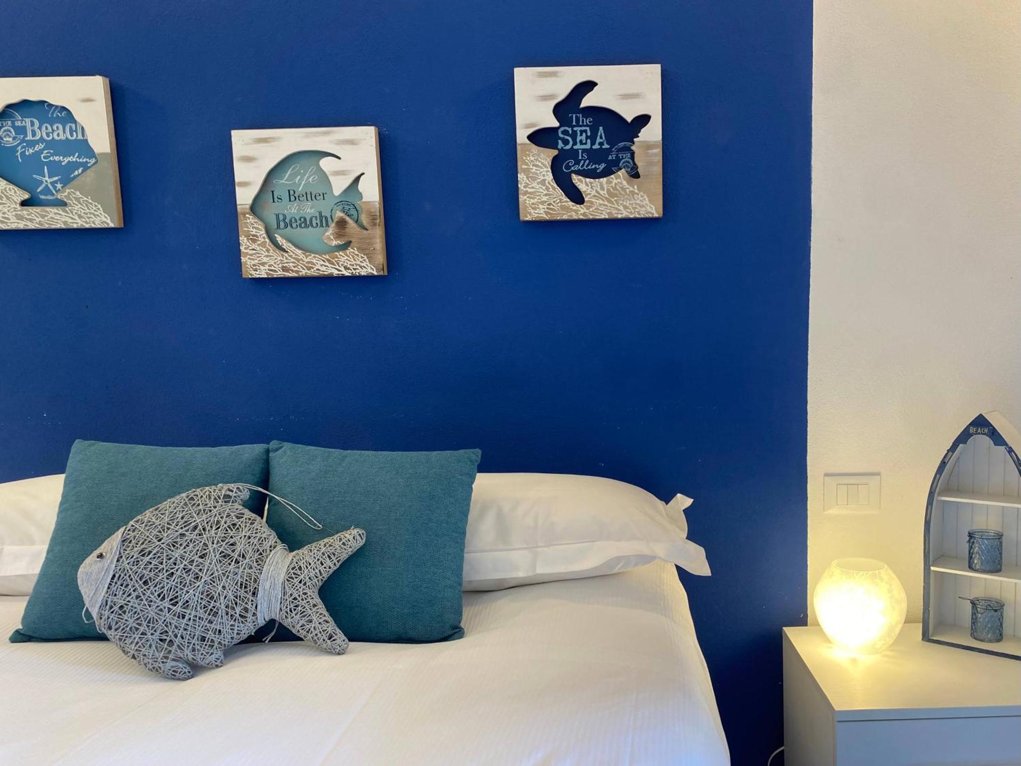 Alla Casa Rosa Al Mare- Centrale A Di Fronte Al Mare- Emozionante- Garage Privato Gratuito A 800 Mt- Aria Condizionata-Wifi 拉帕洛 外观 照片